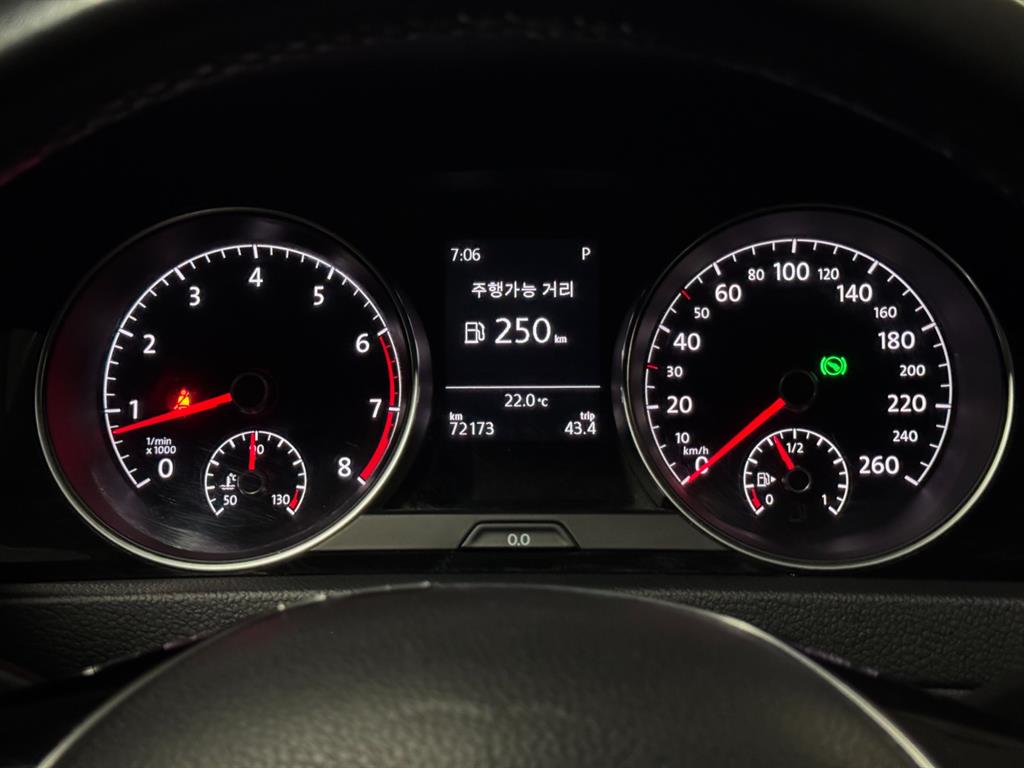 Volkswagen Golf - Vista 8