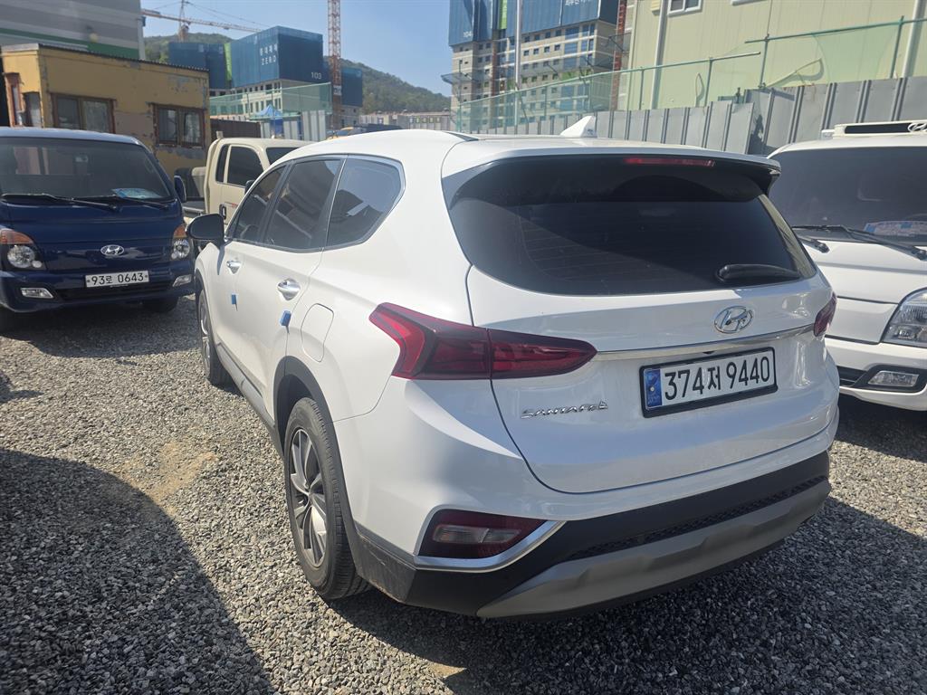 HYUNDAI Santa Fe - Vista 6