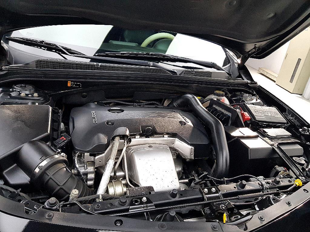 Chevrolet Malibu - Vista 6