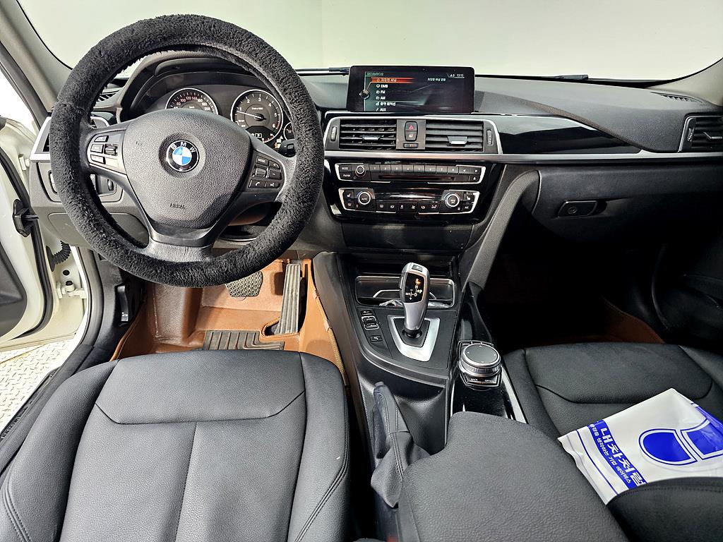 BMW 3 series - Vista 5