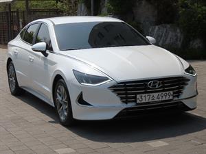 HYUNDAI Sonata - Vista 4