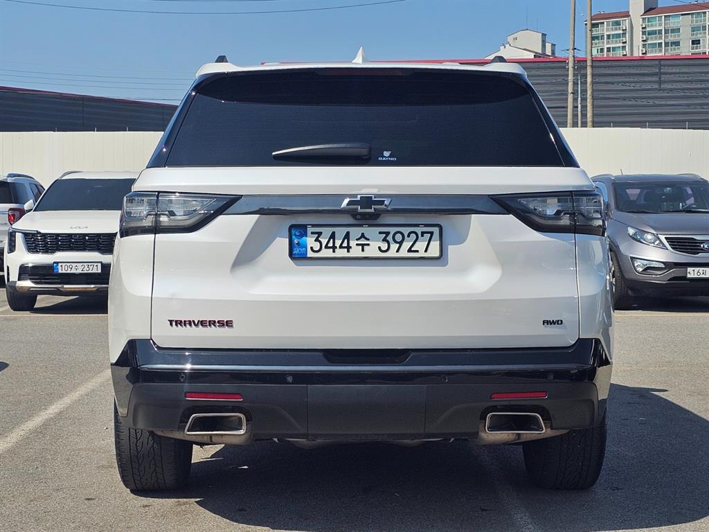 Chevrolet Travers - Vista 4