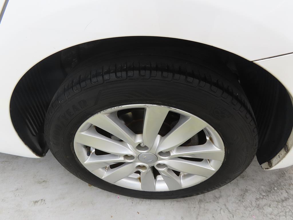 KIA K3 2014 Blanco - Importación desde Corea - HF Imports Iquique - Foto 20