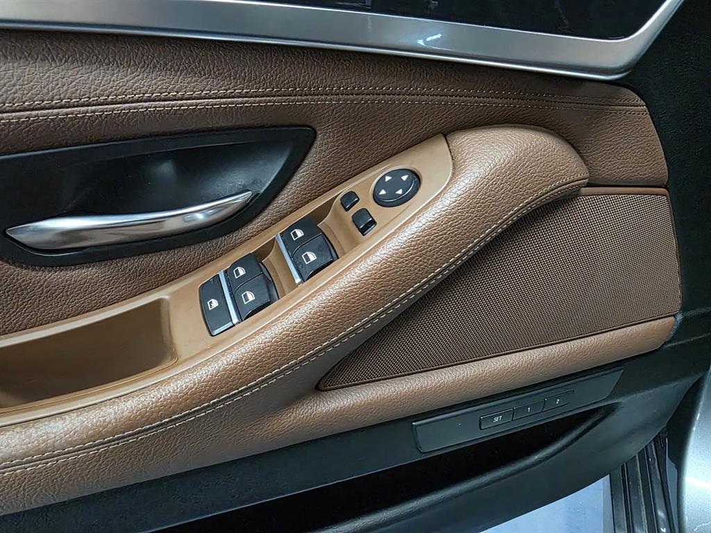 BMW 5 Series - Vista 8