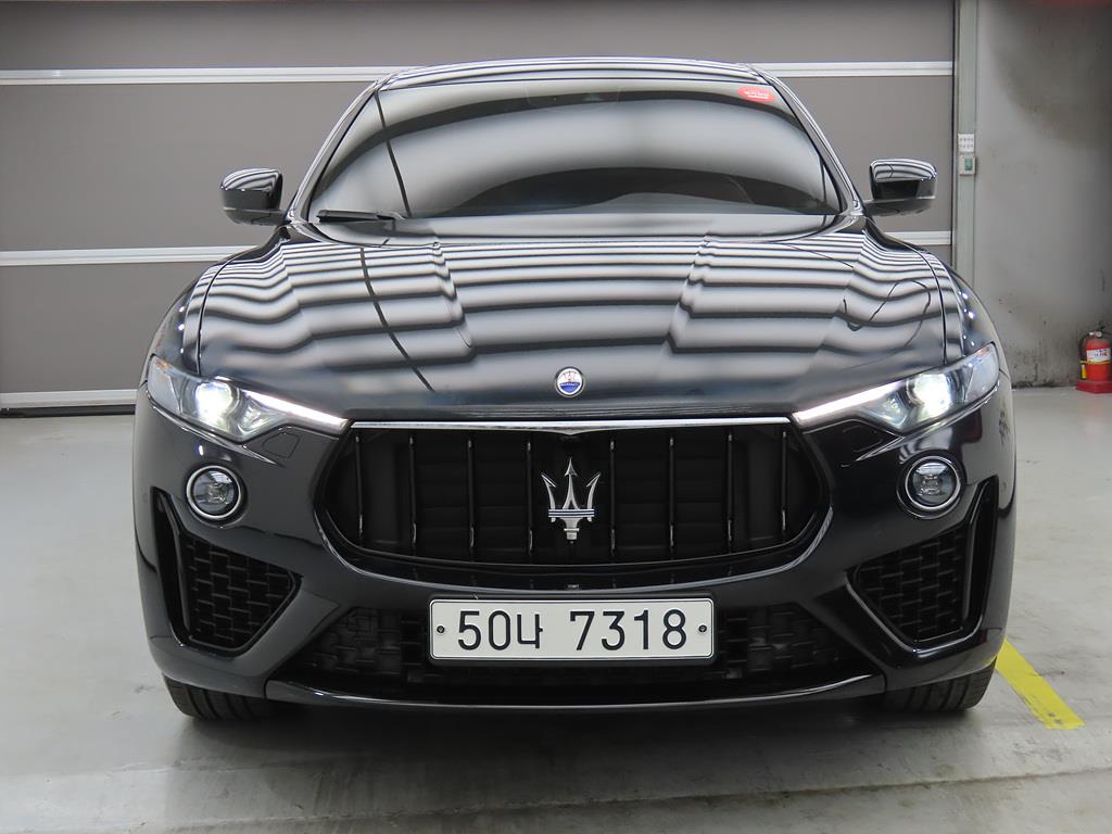 Maserati Levante - Vista 2