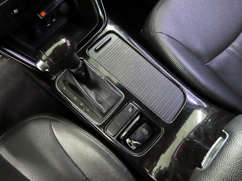 KIA Sorento - Vista 10