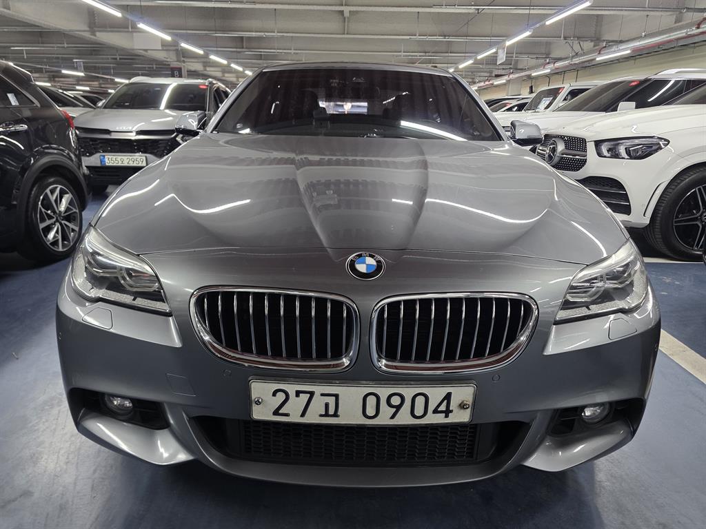 BMW 5 Series - Vista 2