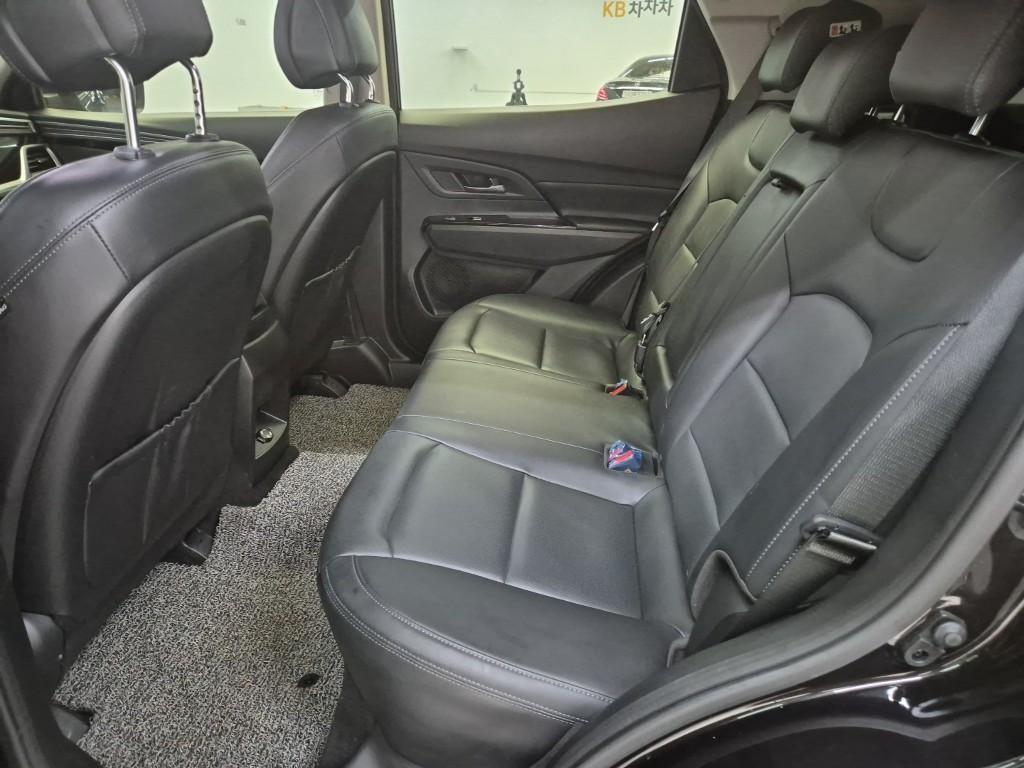 Ssangyong Korando - Vista 12