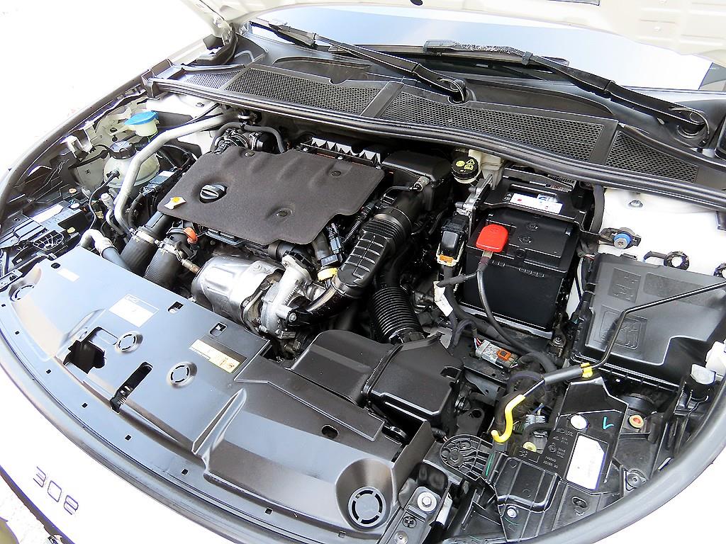 Peugeot 308 2022 Blanco - Importación desde Corea - HF Imports Iquique - Foto 19