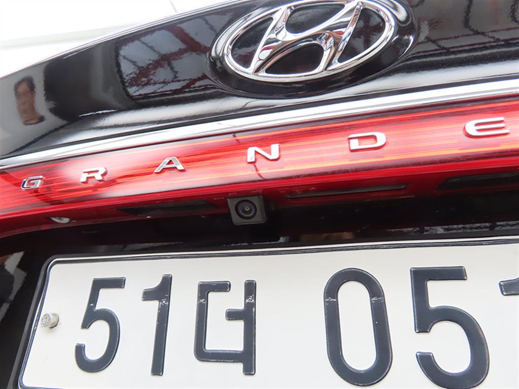 HYUNDAI Grandeur 2016 Negro - Importación desde Corea - HF Imports Iquique - Foto 18