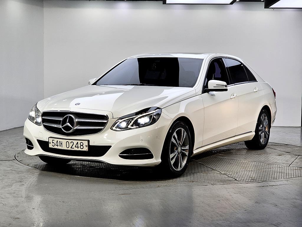 Mercedes Benz E class 2016 Blanco - Importación desde Corea - HF Imports Iquique - Foto 1