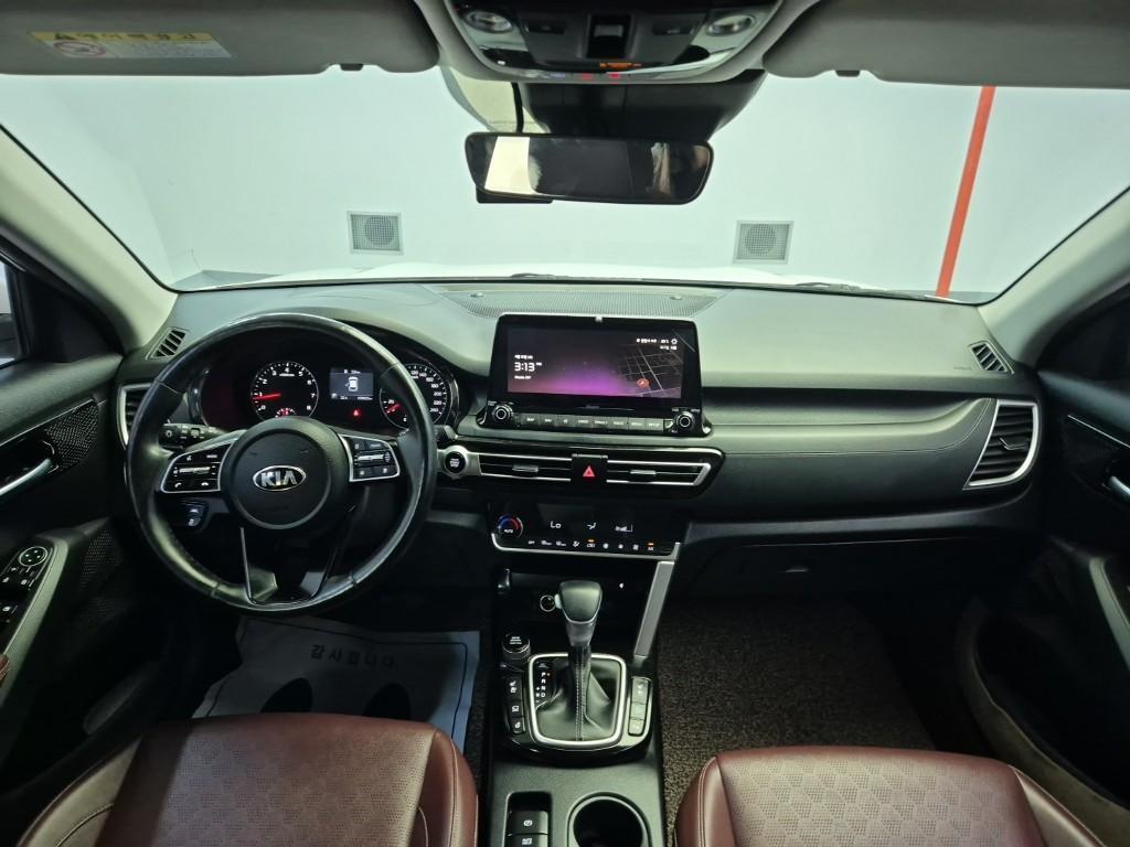 KIA Seltos - Vista 5