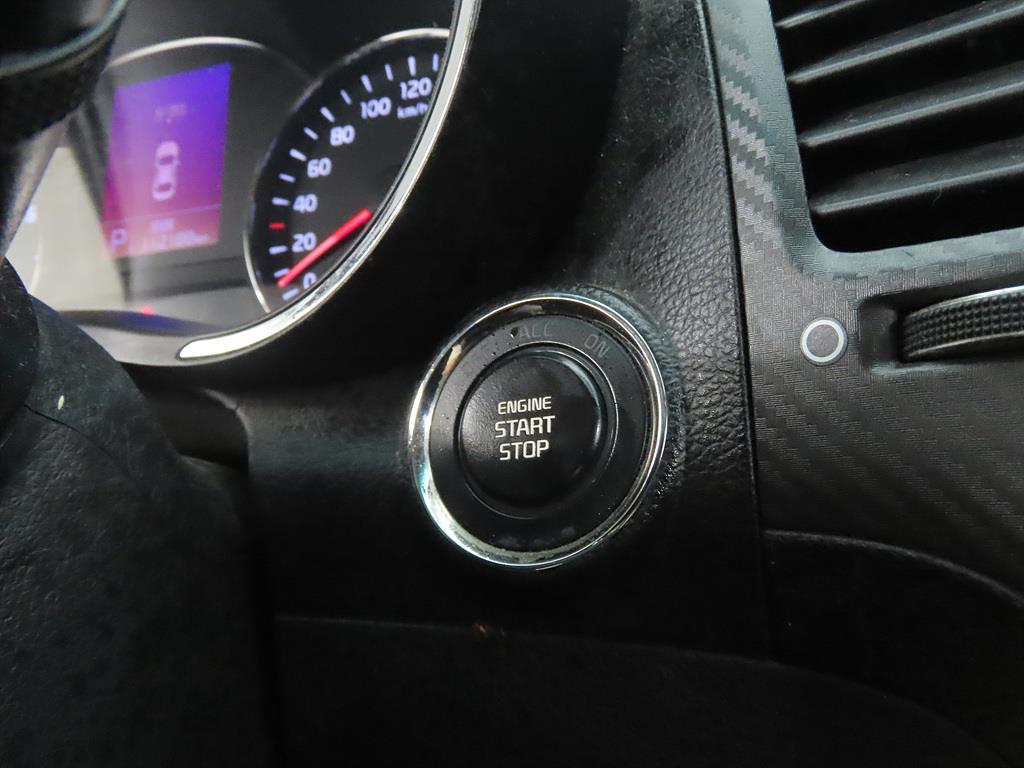 KIA K3 2014 Blanco - Importación desde Corea - HF Imports Iquique - Foto 17