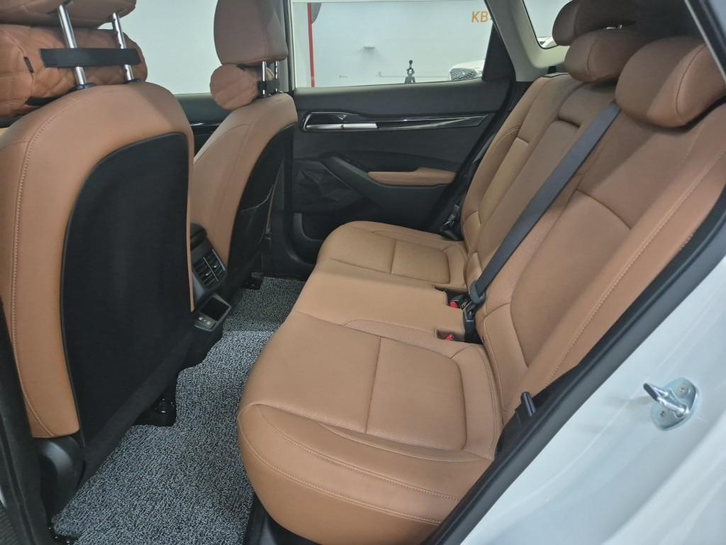 KIA Seltos - Vista 9