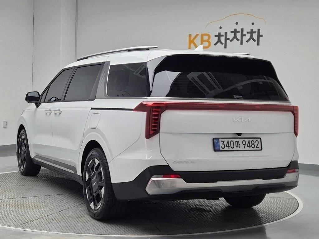 KIA Carnival - Vista 4