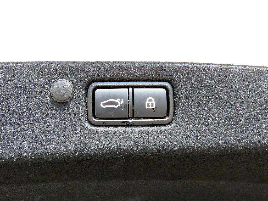 HYUNDAI Grandeur 2022 Blanco - Importación desde Corea - HF Imports Iquique - Foto 17