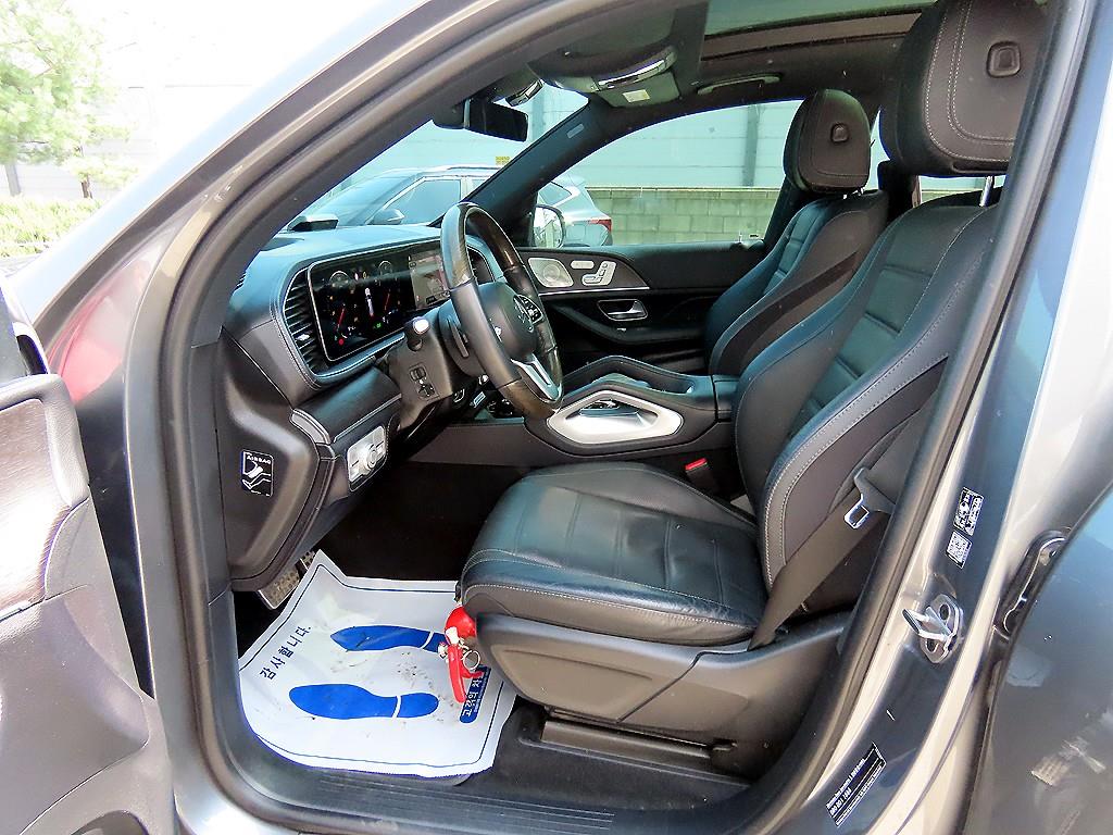 Mercedes Benz GLS Class - Vista 5