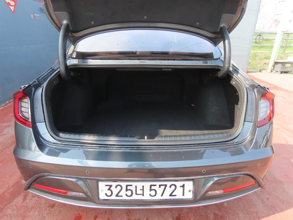 HYUNDAI Sonata - Vista 9