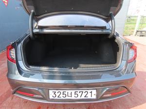 HYUNDAI Sonata - Vista 10