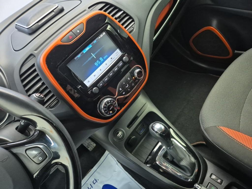 SAMSUNG QM3 - Vista 8