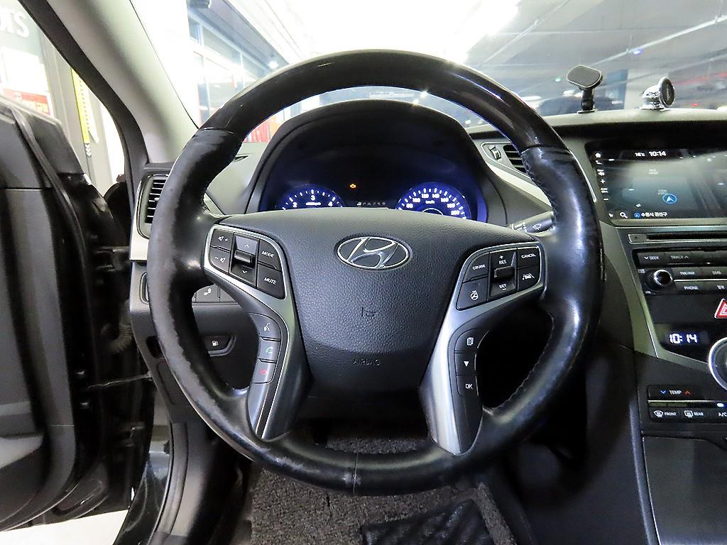 HYUNDAI Grandeur - Vista 8
