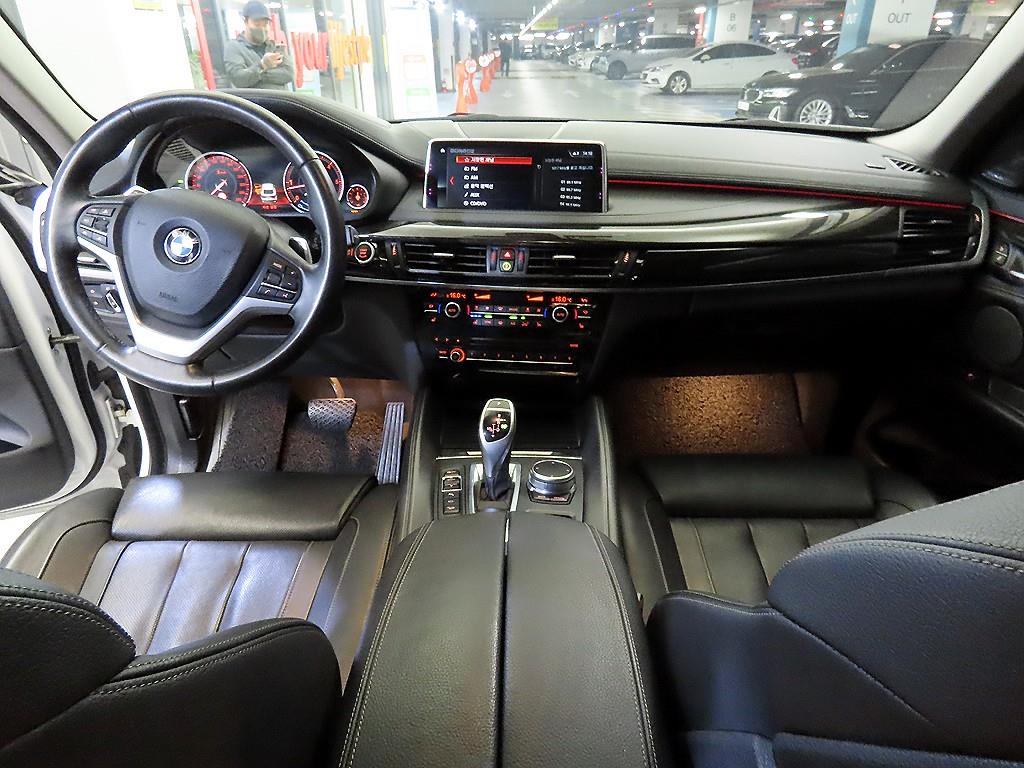BMW X6 - Vista 10