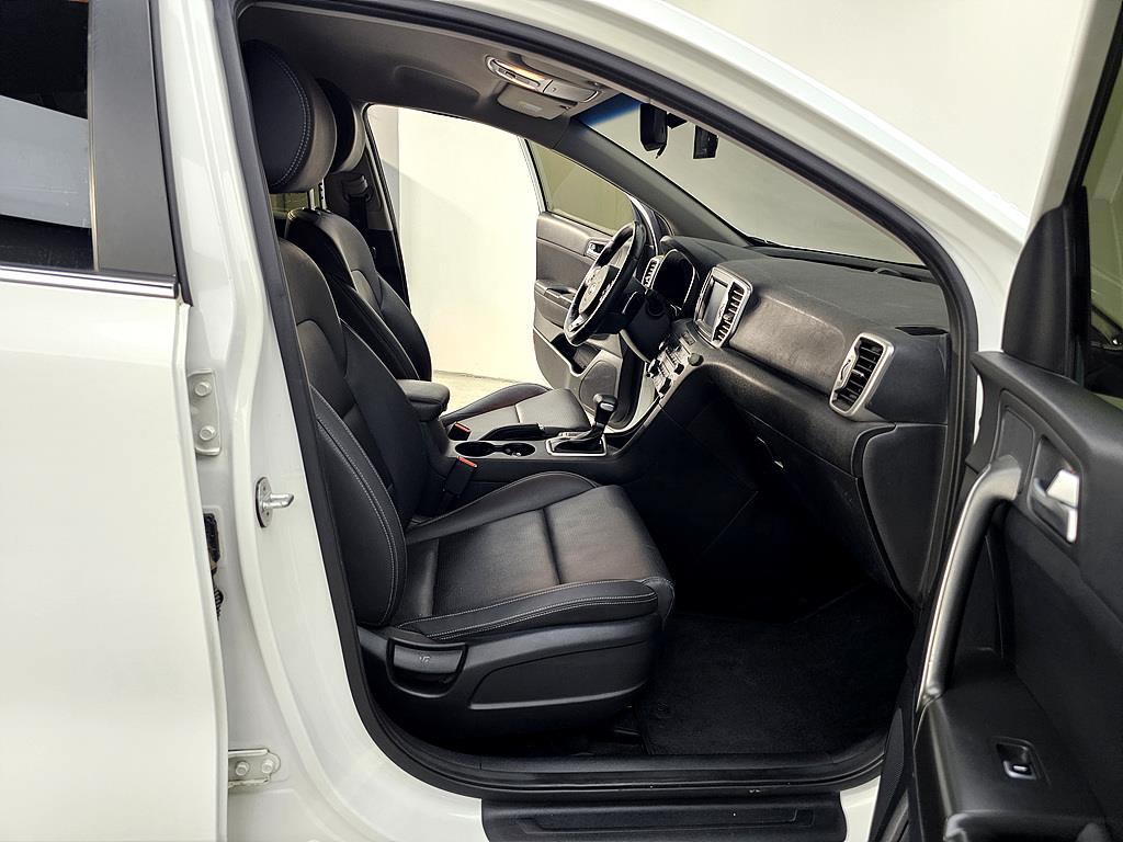 KIA Sportage - Vista 11