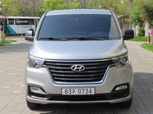 HYUNDAI Starex - Vista 2