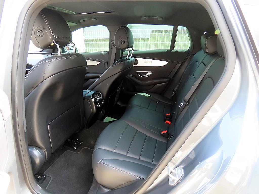 Mercedes Benz EQC - Vista 6