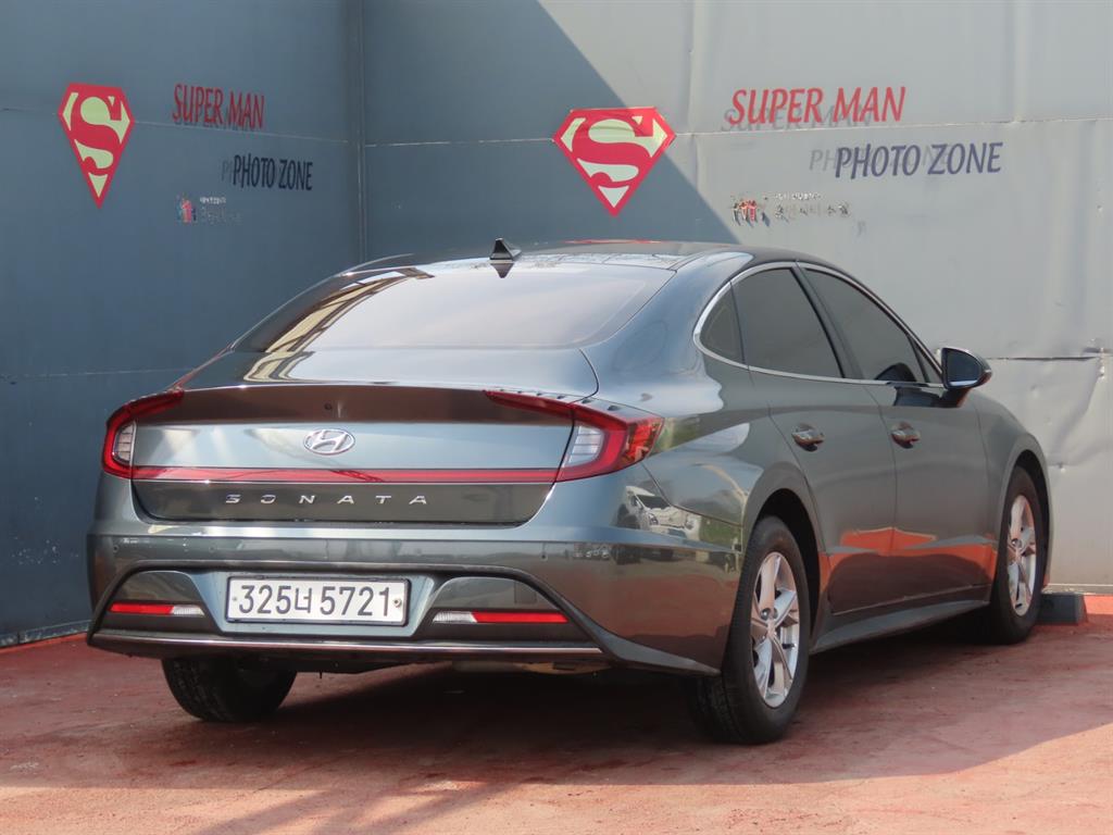 HYUNDAI Sonata - Vista 5