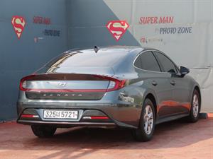 HYUNDAI Sonata - Vista 6