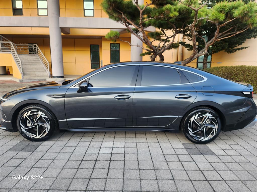HYUNDAI Sonata - Vista 6