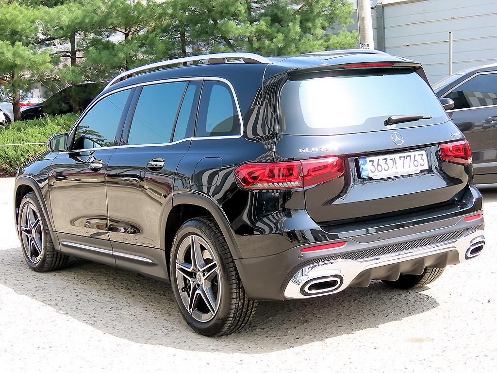 Mercedes Benz GLB Class - Vista 3