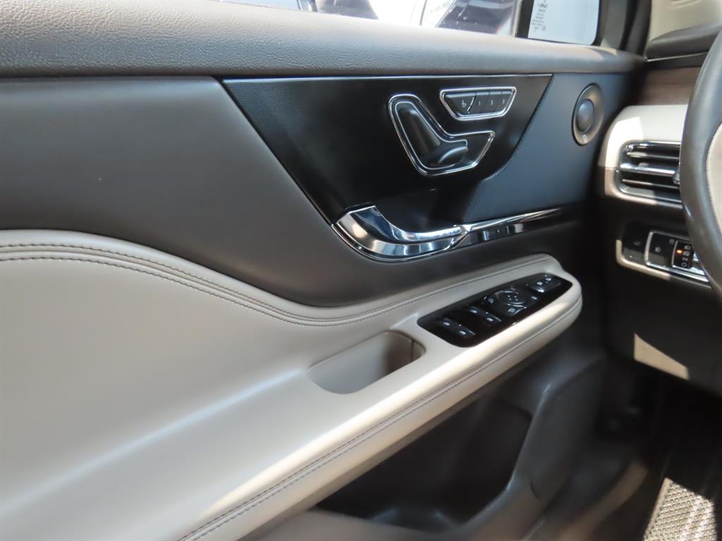 Lincoln Corsair 2020 Negro - Importación desde Corea - HF Imports Iquique - Foto 13