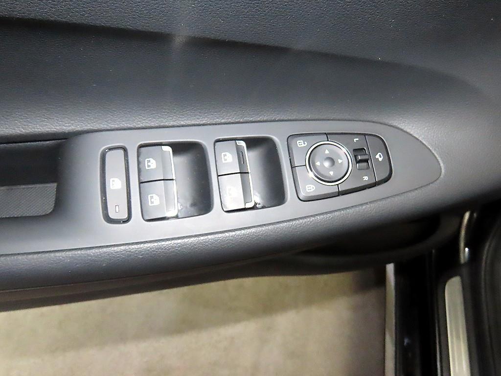 HYUNDAI Grandeur 2022 Negro - Importación desde Corea - HF Imports Iquique - Foto 13