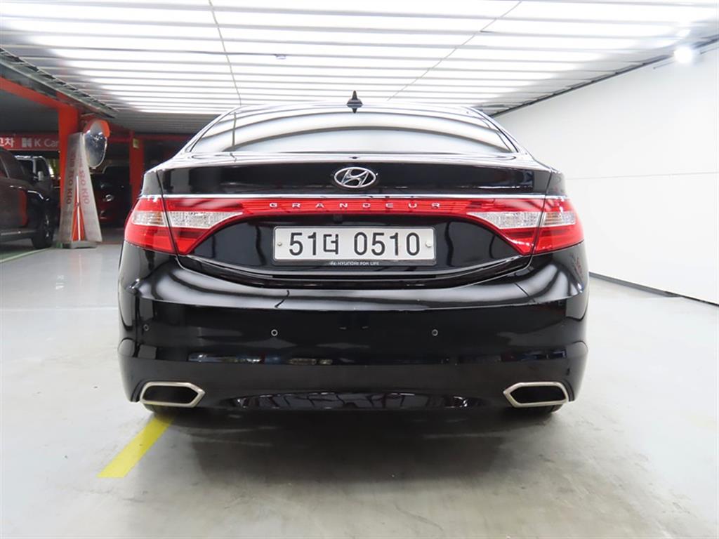 HYUNDAI Grandeur - Vista 3