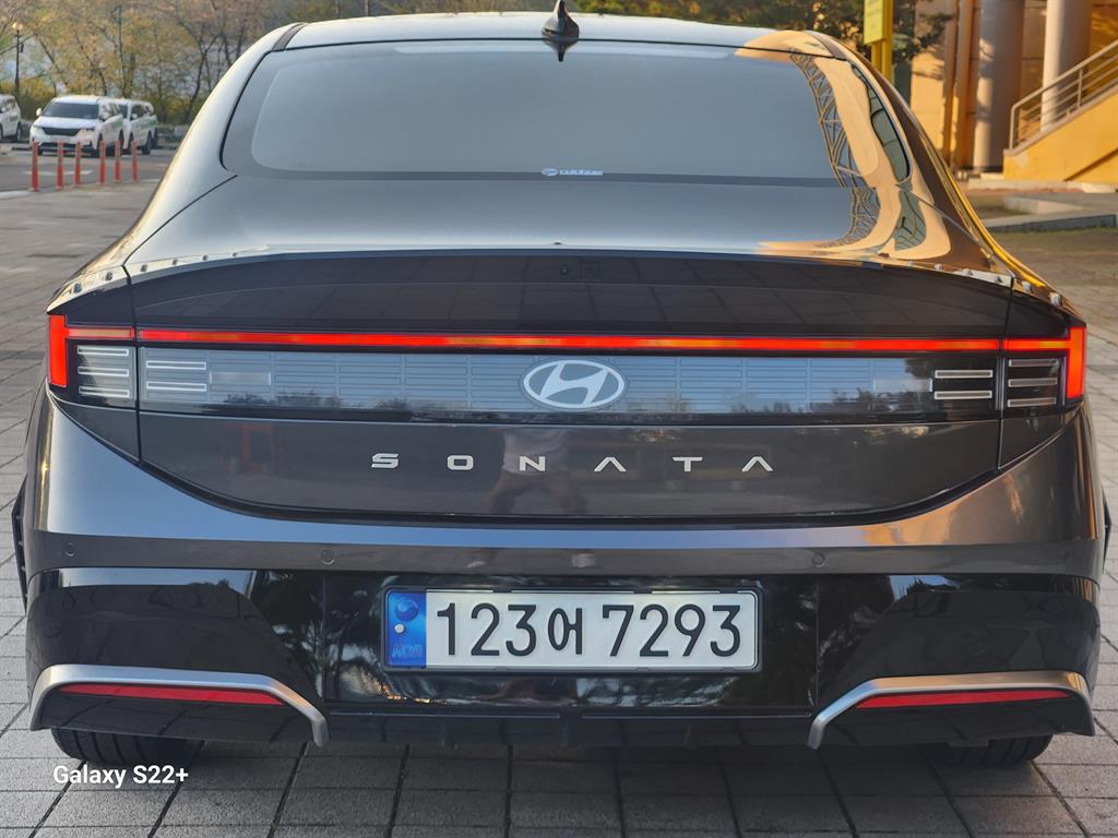 HYUNDAI Sonata - Vista 4