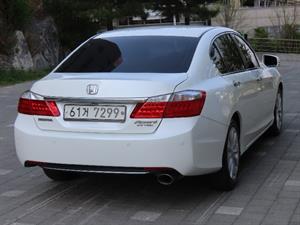 Honda Accord - Vista 6