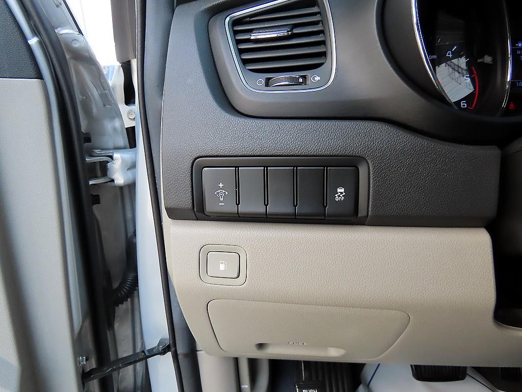 KIA Carnival 2019 Gris - Importación desde Corea - HF Imports Iquique - Foto 13