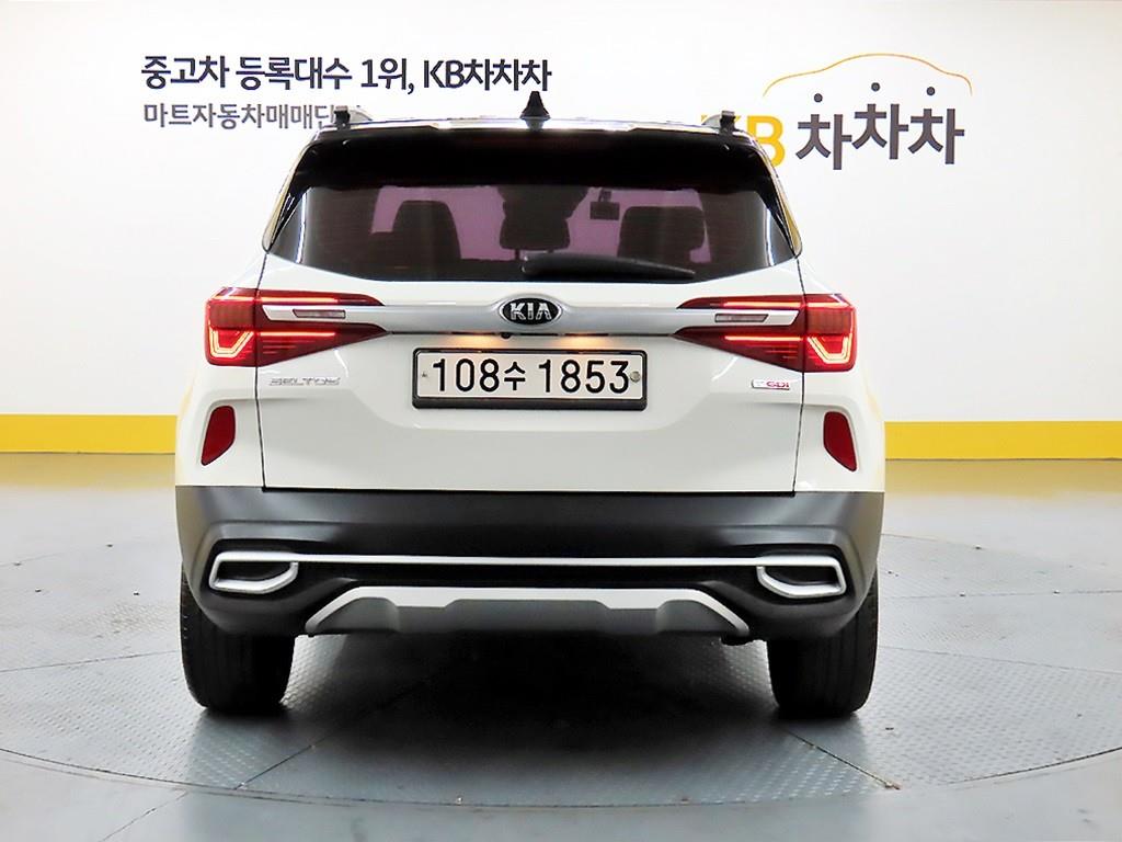 KIA Seltos - Vista 3