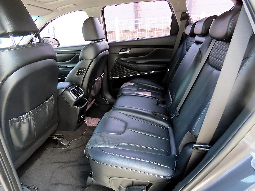 HYUNDAI Santa Fe - Vista 6