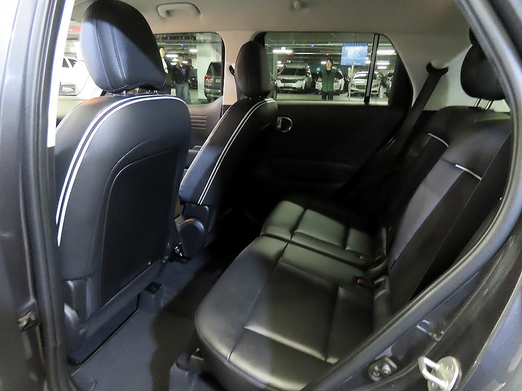 HYUNDAI Casper - Vista 7