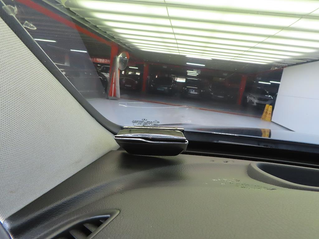 Mercedes Benz C Class 2016 Gris - Importación desde Corea - HF Imports Iquique - Foto 17