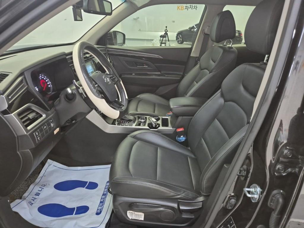 Ssangyong Korando - Vista 11