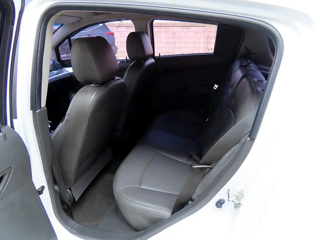 Chevrolet Spark - Vista 6