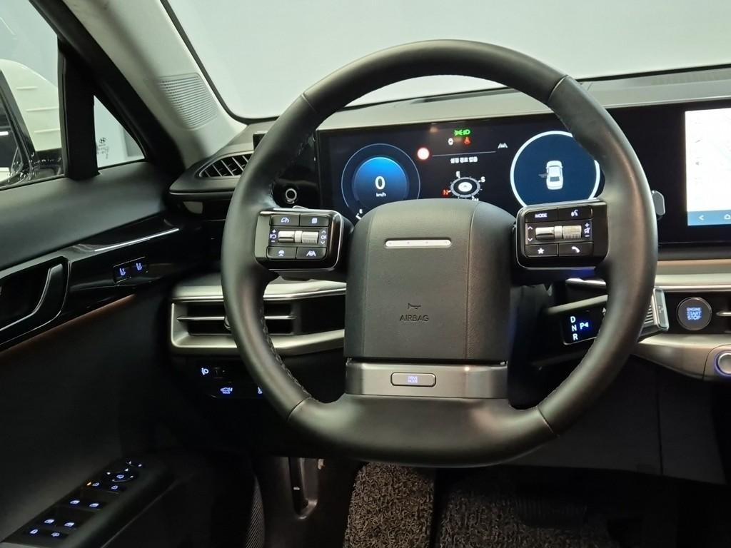 HYUNDAI Grandeur - Vista 9