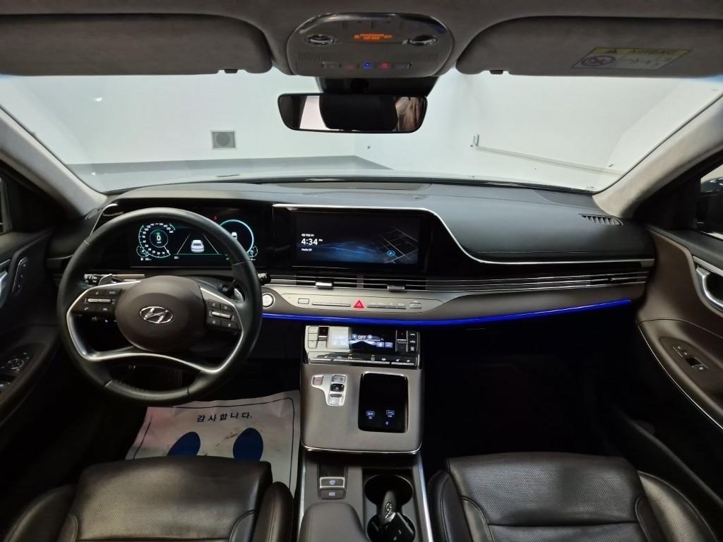 HYUNDAI Grandeur - Vista 7