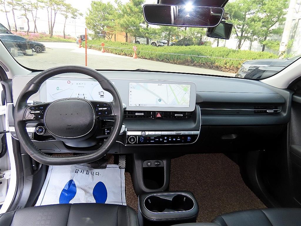 HYUNDAI Ioniq 5 - Vista 7