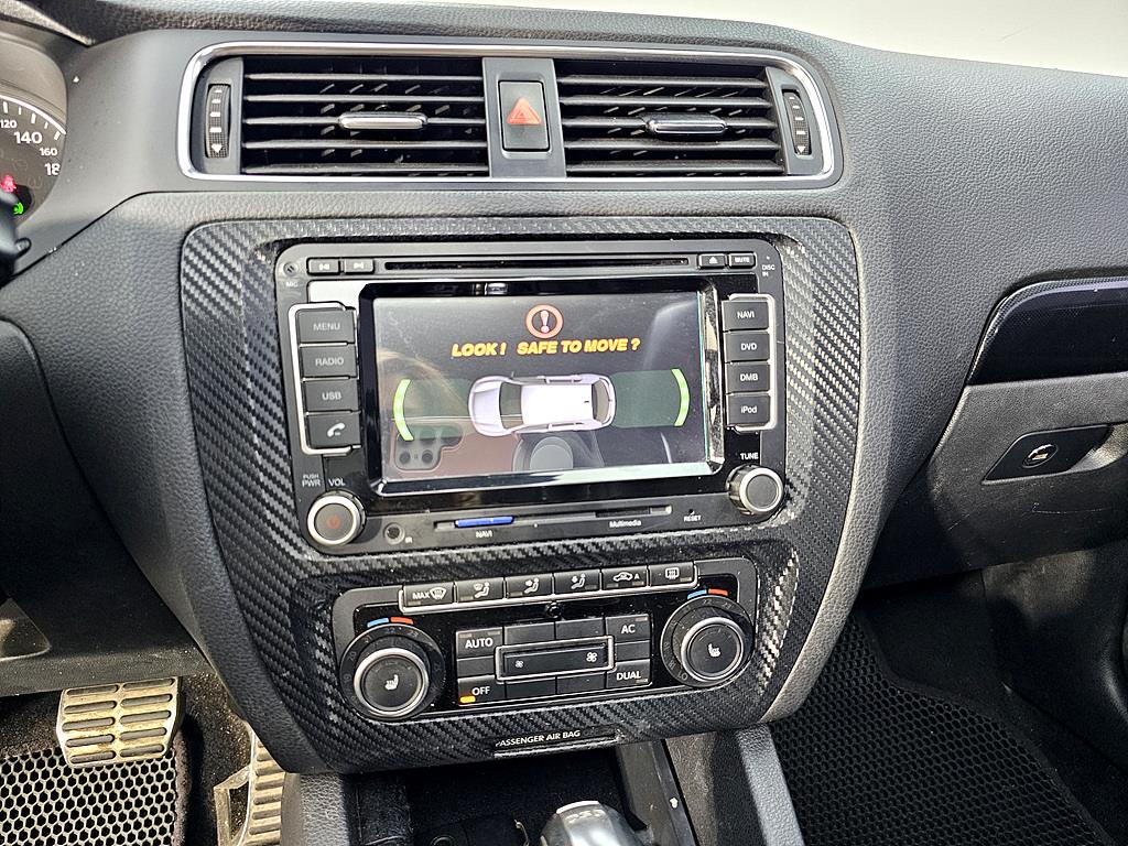 Volkswagen Jetta 2011 Plateado - Importación desde Corea - HF Imports Iquique - Foto 14