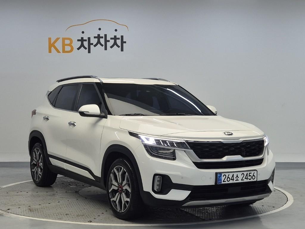 KIA Seltos - Vista 2